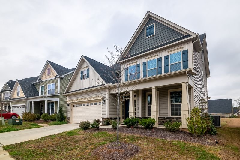 Home Equity Loan vs. HELOC: Which Is Better?
